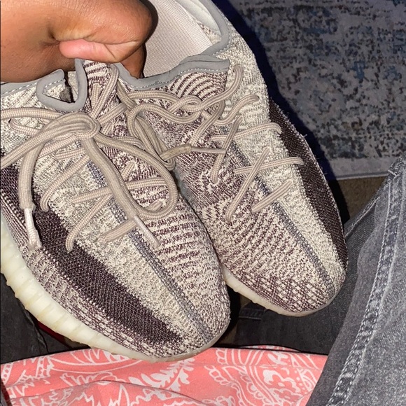 I’m selling yezzy Boost 350 V2 ‘Zyon’ - Picture 2 of 5
